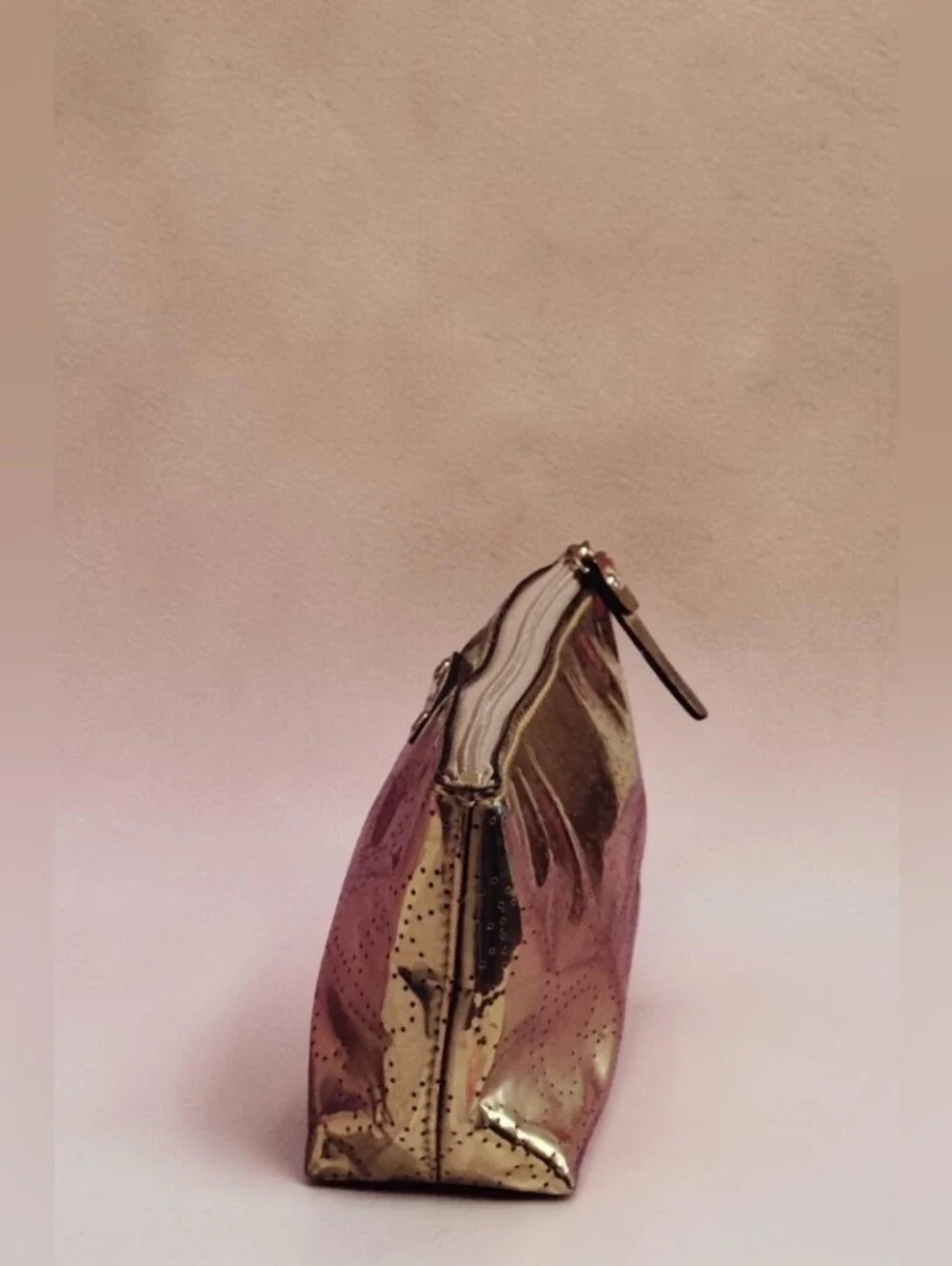 Kate Spade Little Shiloh Metro Spade Gold Shimmer Cosmetic Bag EUC
